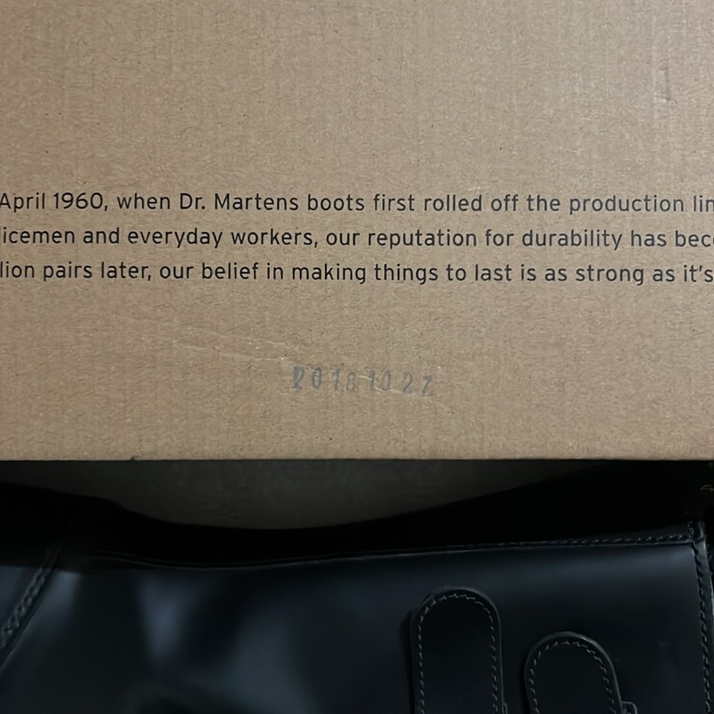Dr. Martens Black Combat Boots with Air-Cushioned Sole - Picture 7 of 8